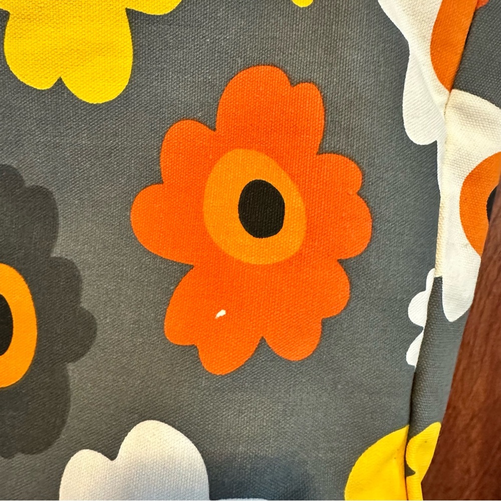 Vibrant Floral Tote Bag in Gray and Orange - Picture 5 of 8